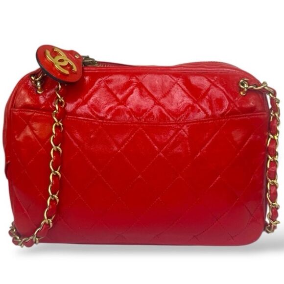 CHANEL Vintage CC Logo Shoulder Purse